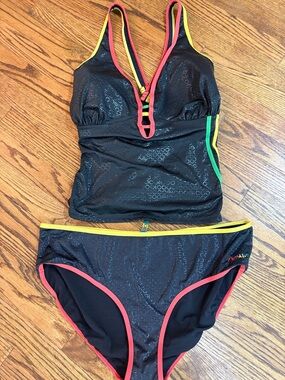 Coogi Tankini Swimsuit Womens Plus Size 2X Black Multi 2 Piece MSRP $158